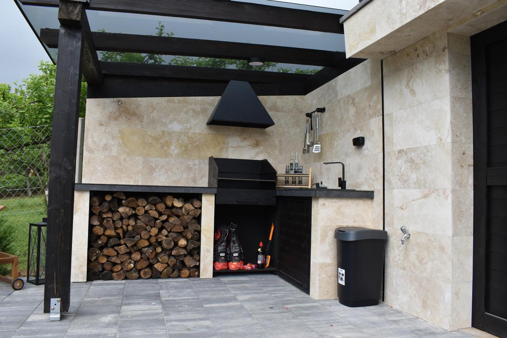 Woodpecker Villa *
